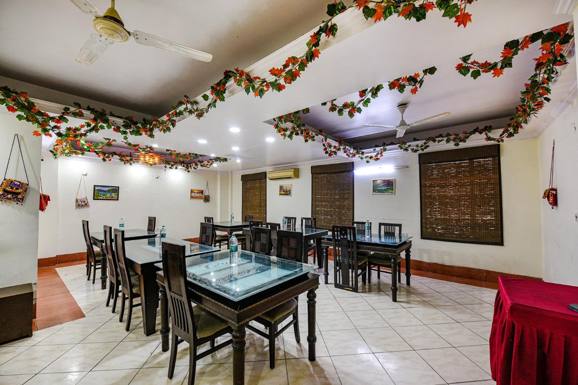 Hotel Fabhotel Swiss International - Nr Patel Nagar Metro 3*