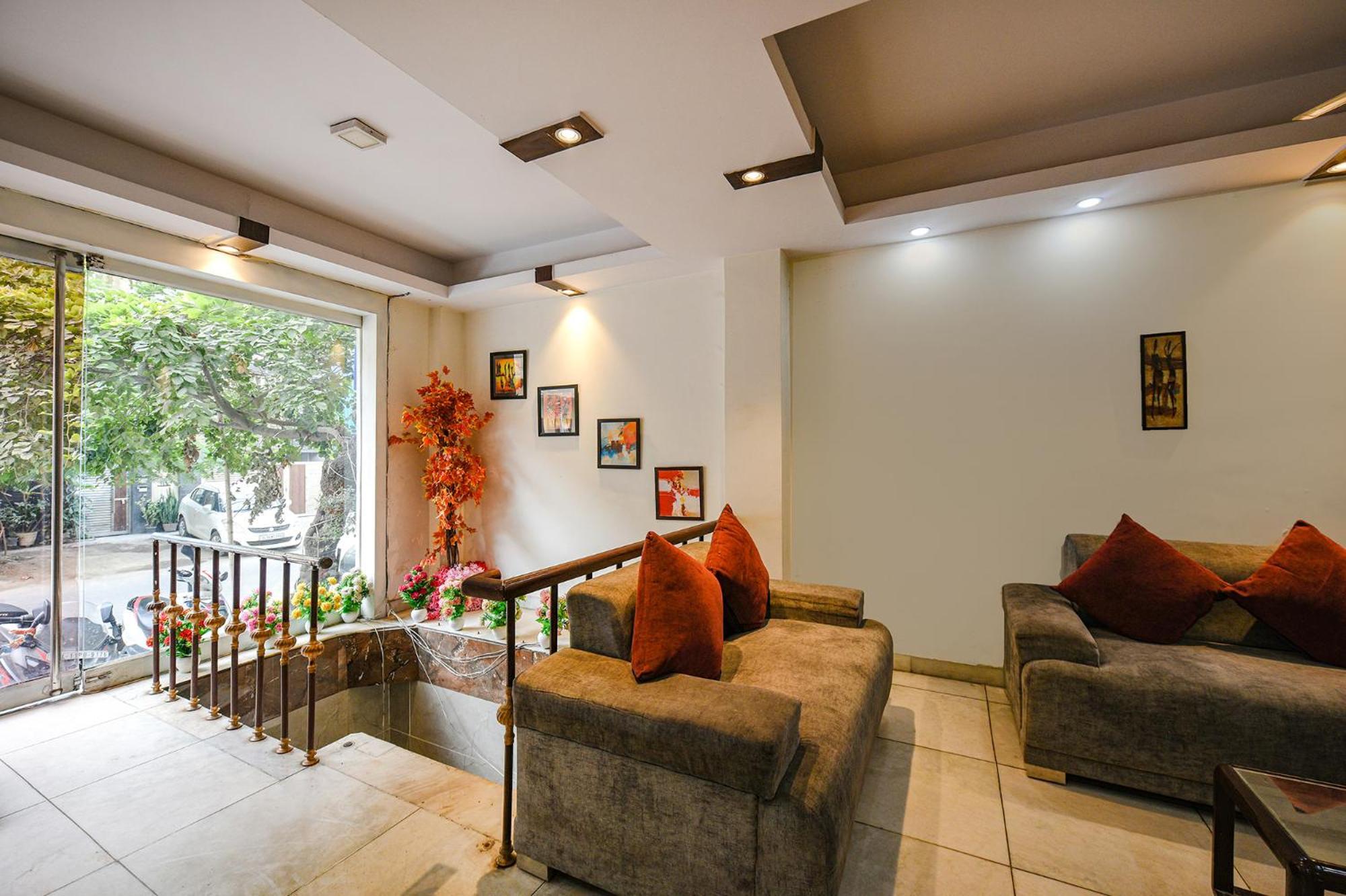 Fabhotel Swiss International - Nr Patel Nagar Metro Hotel