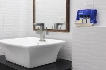 Hotel Fabhotel Swiss International - Nr Patel Nagar Metro 3*